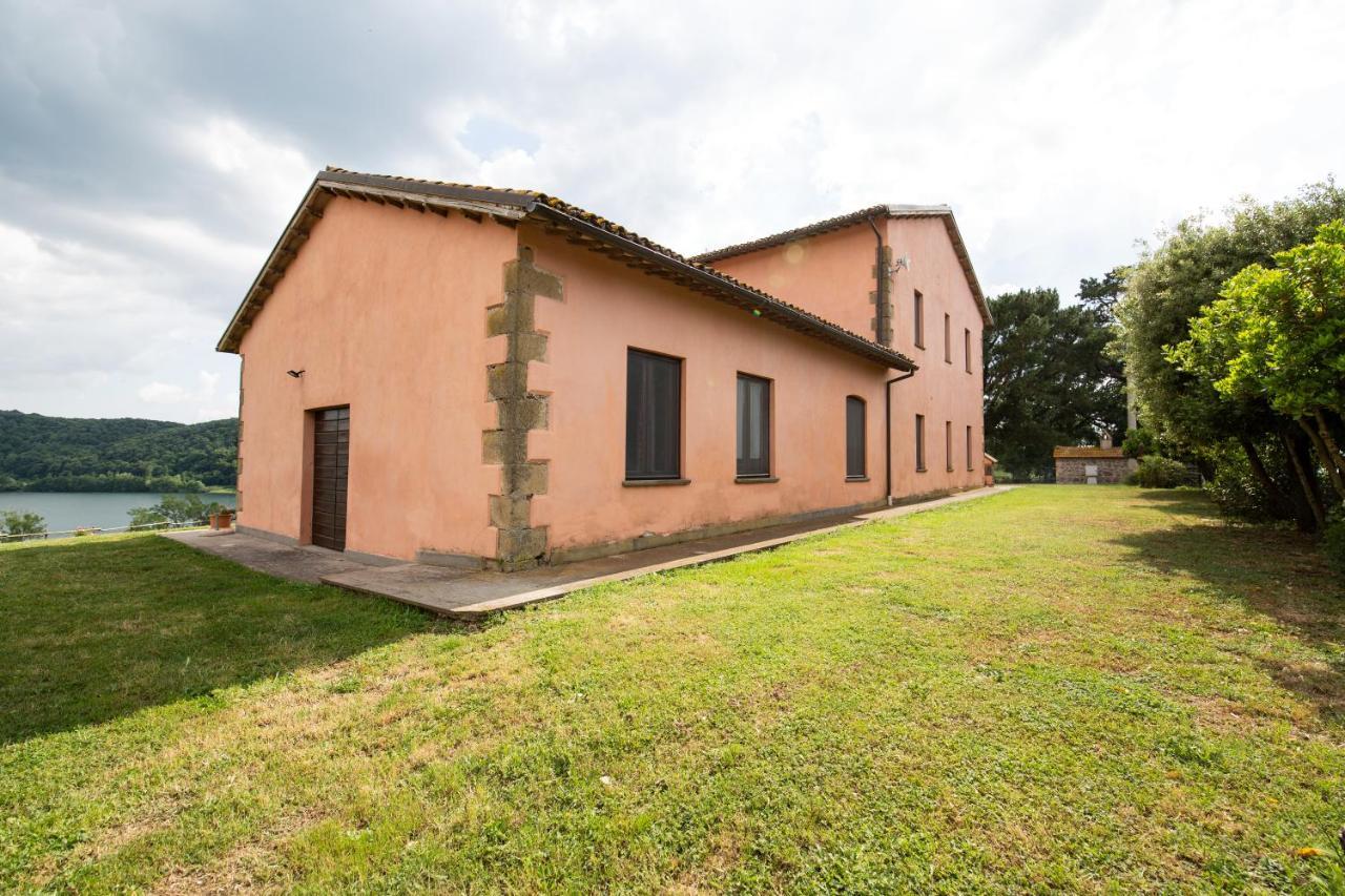 Agriturismo Lago Di Mezzano Valentano ภายนอก รูปภาพ