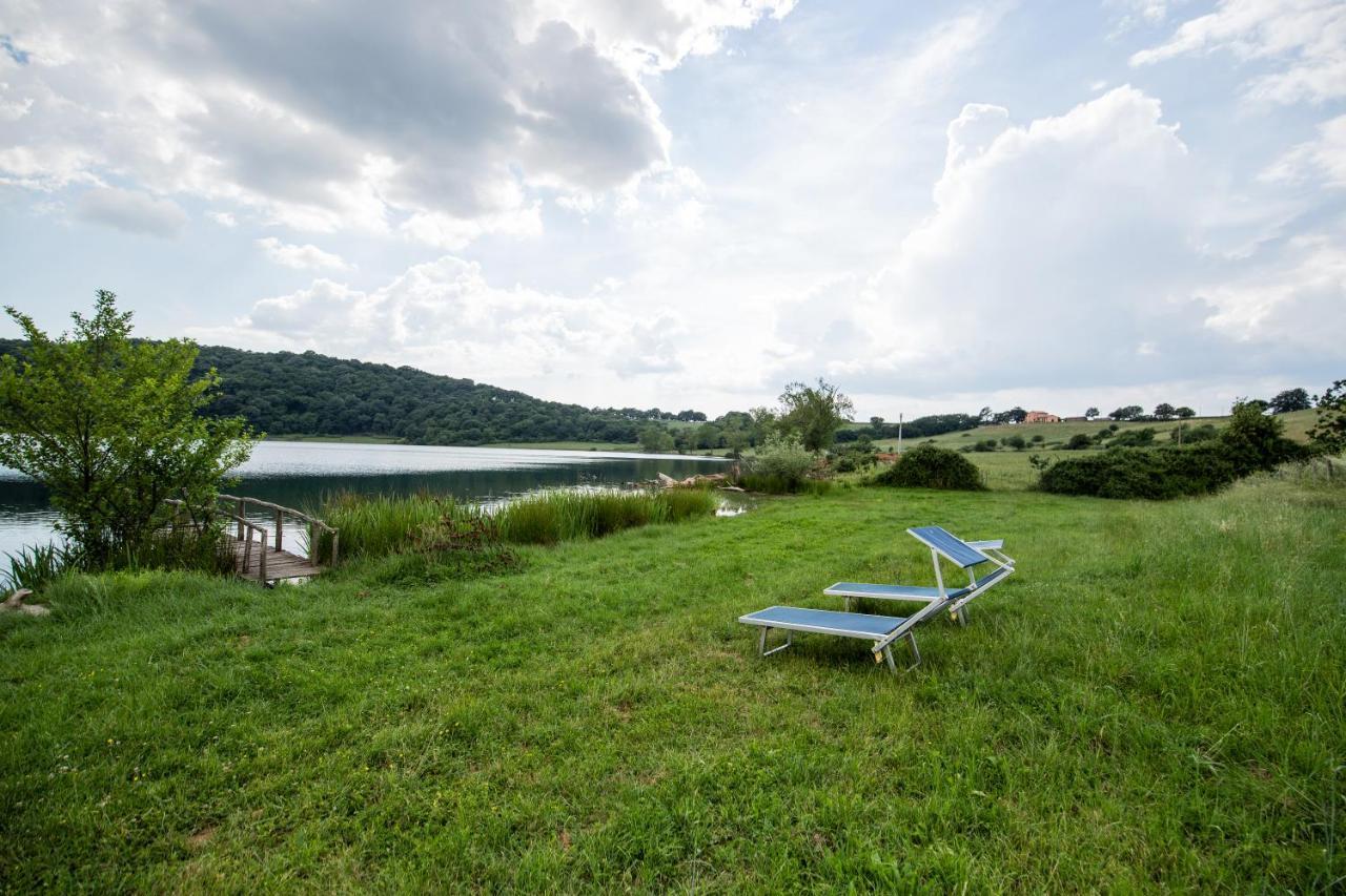 Agriturismo Lago Di Mezzano Valentano ภายนอก รูปภาพ
