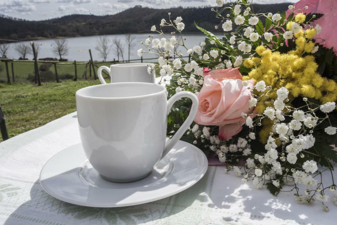 Agriturismo Lago Di Mezzano Valentano ภายนอก รูปภาพ